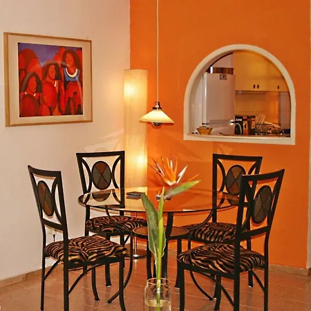 Casa Sarita - Farbenfrohes Apartment Chayofa